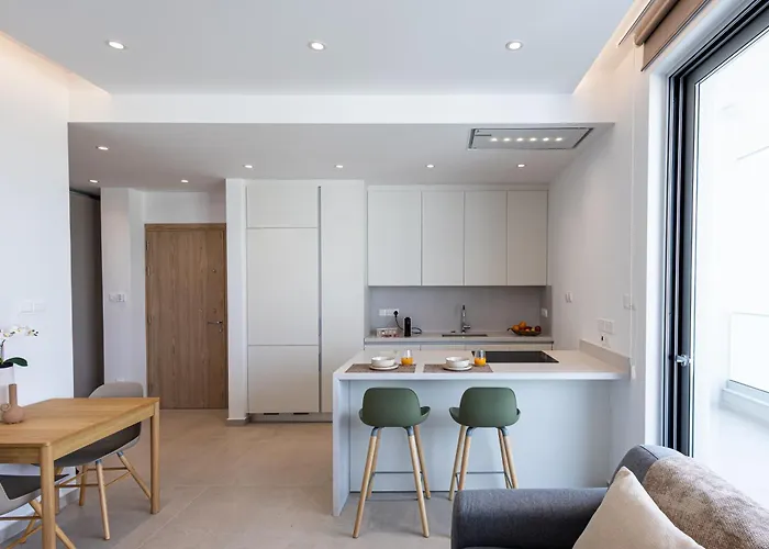 Chrystal Residences Апартаменты