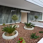 Chrystal Residences * ニコシア
