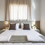 Chrystal Residences Apartamento *