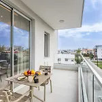 Chrystal Residences *