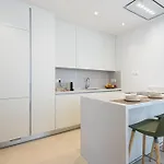 Chrystal Residences Apartamento *