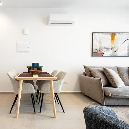 Chrystal Residences Apartament *