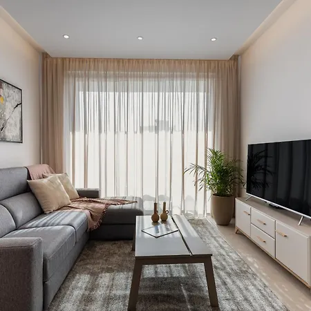 Chrystal Residences Apartament *
