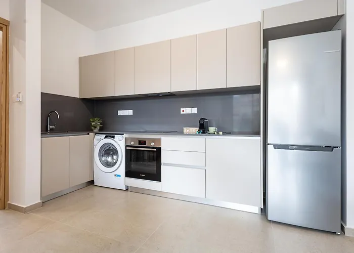 Chrystal Residences *